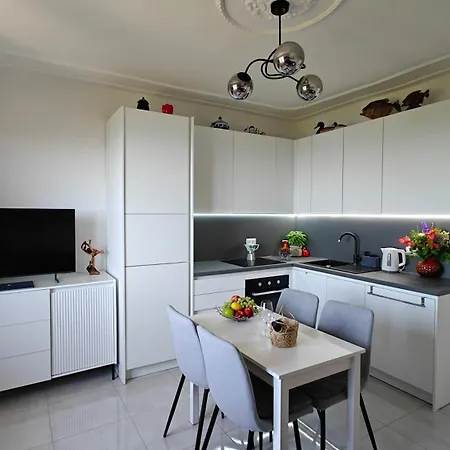 Daire Seaview Tajm Garden & Private Parking Opatija